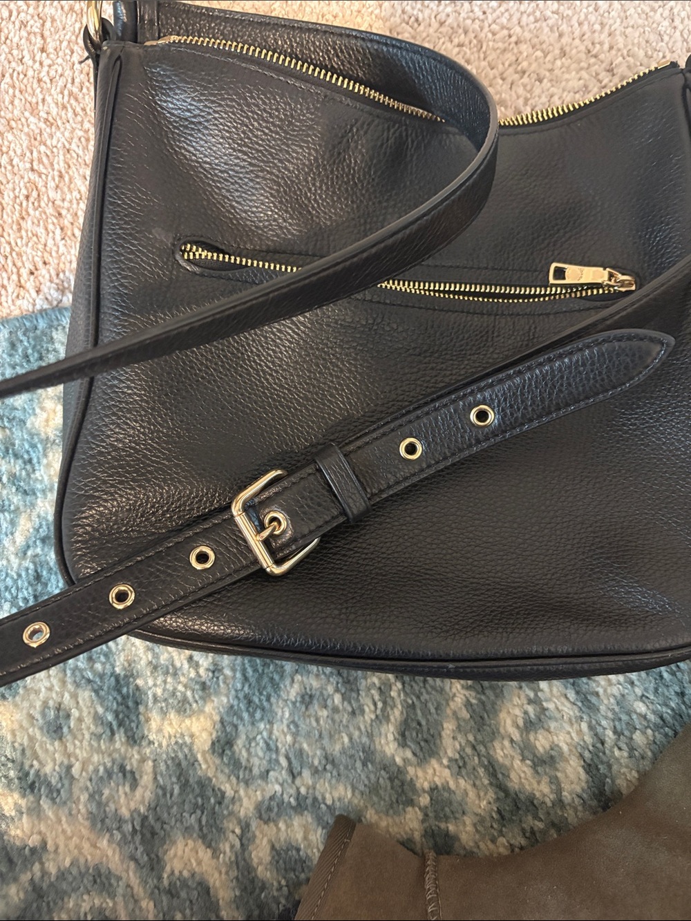 Coach Black Pebbled Leather Hobo Shoulder Bag with Gold Hardware - Picture 6 of 7